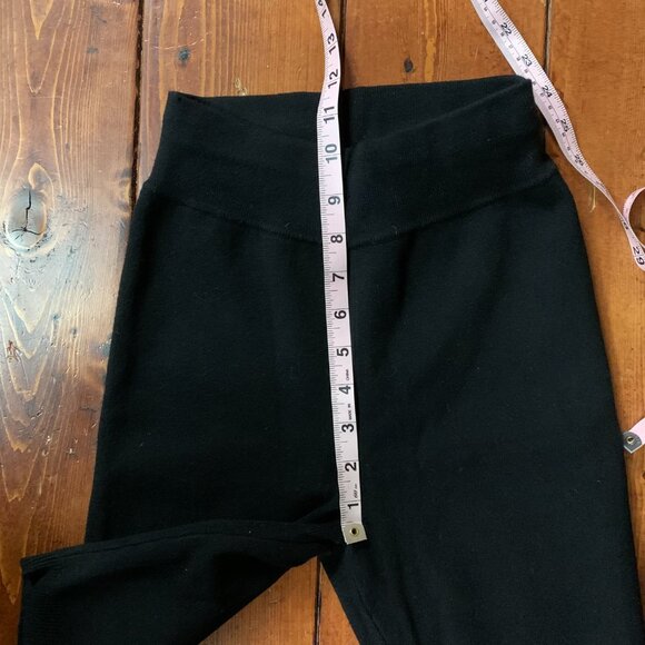 Aritzia Wilfred Mackenzie Black XX-Small Women's Knit Bicycle Shorts EUC - Picture 7 of 14